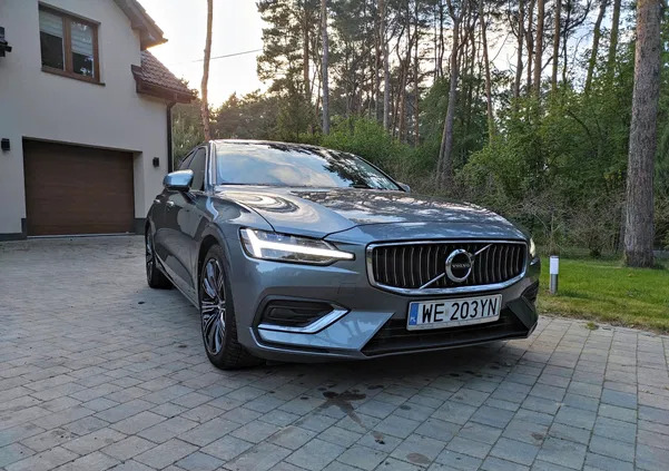 samochody osobowe Volvo S60 cena 104900 przebieg: 163400, rok produkcji 2020 z Nowogród